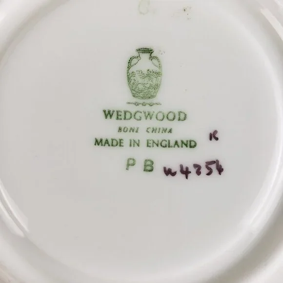 Wedgewood Vintage Whitehall Cobalt Blue Cup and Saucer Set Excellent Condition - Picture 8 of 9